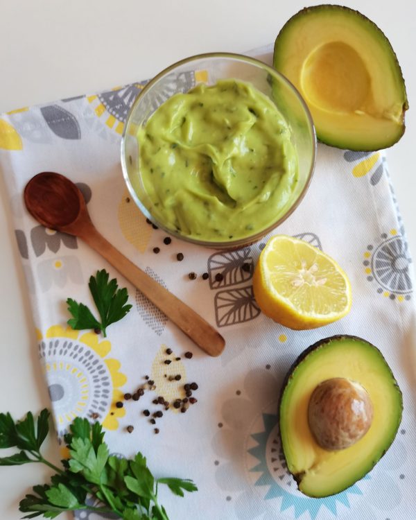 como fazer molho de abacate